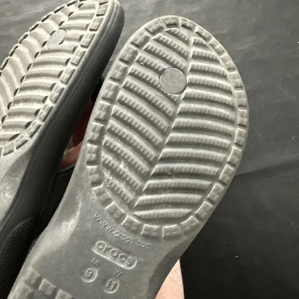 Crocs Modi Sport Flip Flop Sandals Black Men's 9 - Women’s 11 - 975